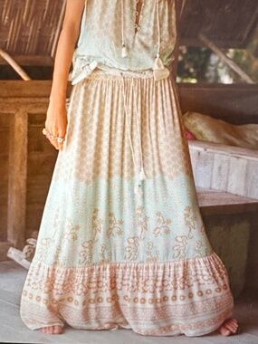 SPELL SWEET NOTHINGAS MAXI SKIRT. NWT. LARGE